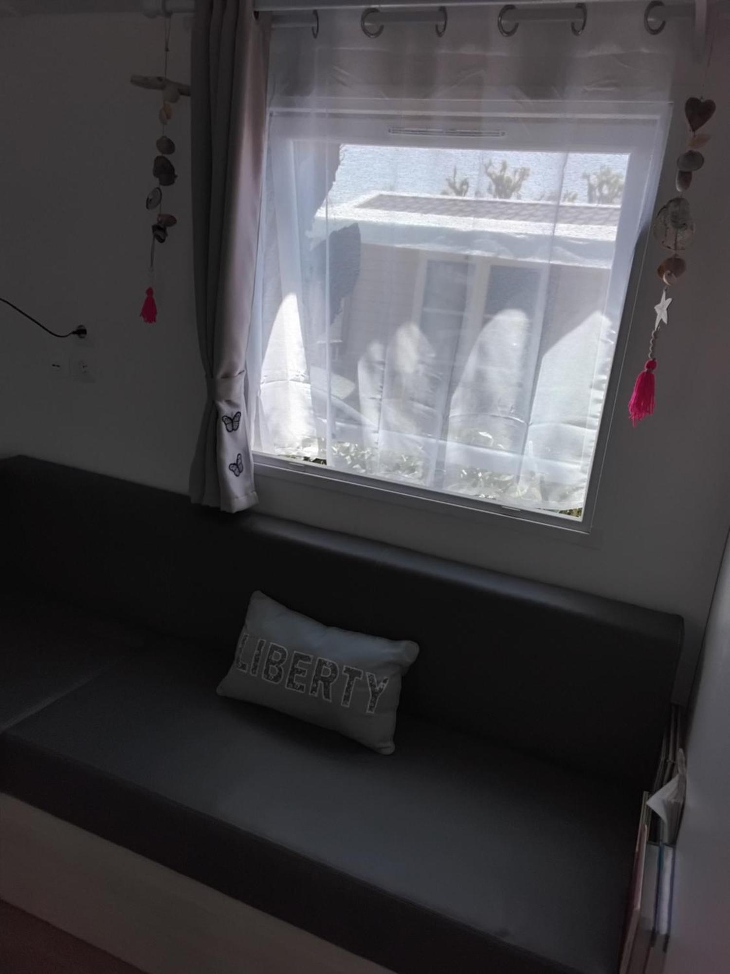 Mobil Home Le Castellas Bertrand /Stehlin Sète Eksteriør bilde